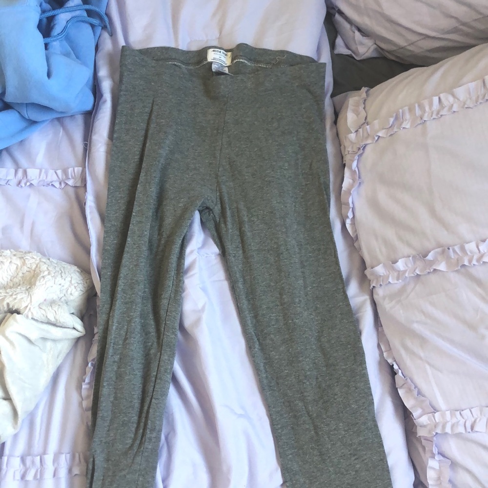 Ardenes grey leggings size small. Never worn good quality 5$